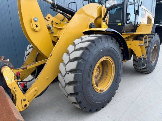CAT 926M 926M 2018 2 Wheel Loaders image 14