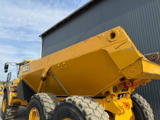 Bell B25E - 1735 HOURS! B25E - 1735 HOURS! 2014 2 Articulated Dump Trucks image 14