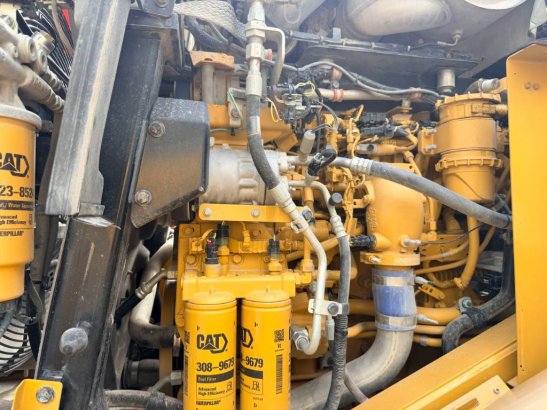CAT 966M 261 2015 2 Wheel Loaders image 14
