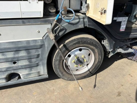 Johnston CX401 - 80 km/h - Sweeper Johnston CX401 - 80 km/h - Sweeper 2018 2 image 14