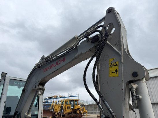 Takeuchi TB235 TB235 2010 2 image 15