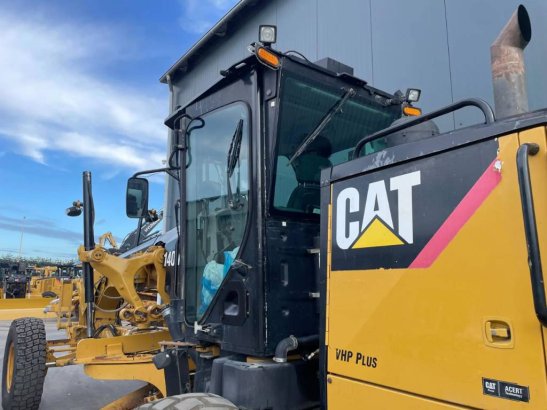 CAT 140M 483 2014 2 Motor graders image 15