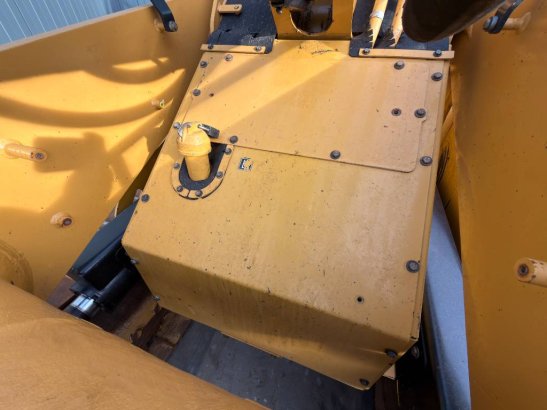 CAT 963K 1232 2016 2 image 15