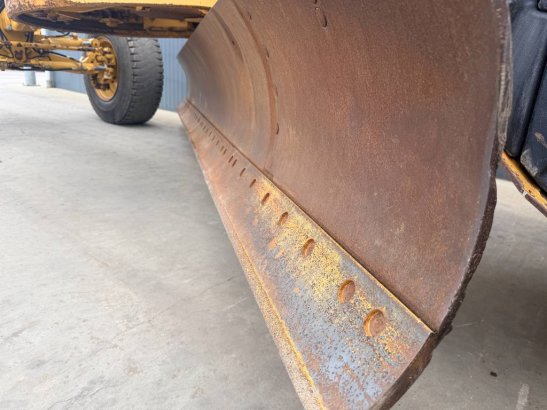 CAT 140M3 140M3 2015 2 Motor graders image 15