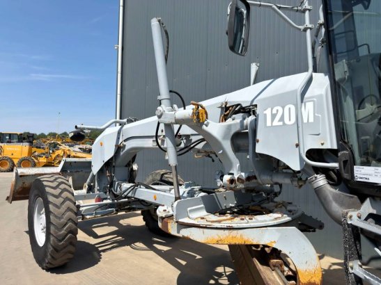 CAT 120M - CE 1137 2008 2 Motor graders image 15