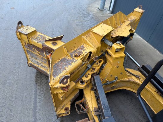 CAT D5 LGP D5 LGP 2020 2 Dozers image 15