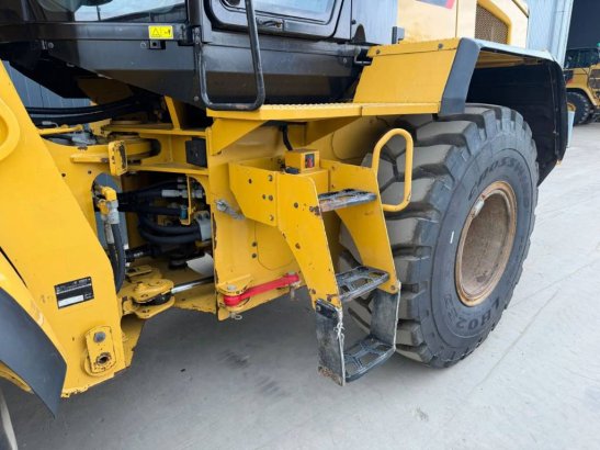 CAT 926M 926M 2018 2 Wheel Loaders image 15