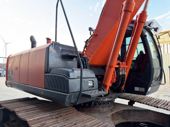 Hitachi ZX250LC-5B Long reach ZX250LC-5B Long reach 2016 2 image 15