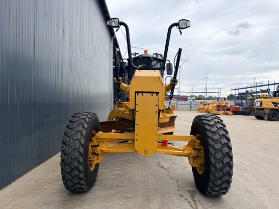 CAT 140M3 140M3 2015 2 Motor graders image 2