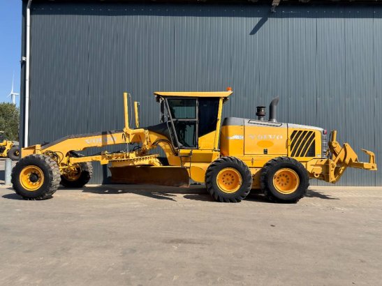 Heavy machinery product image - Image 1 of 1