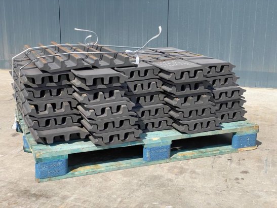 Volvo EC480 Shoes/Pads EC480 Shoes/Pads 2026 1 image 3