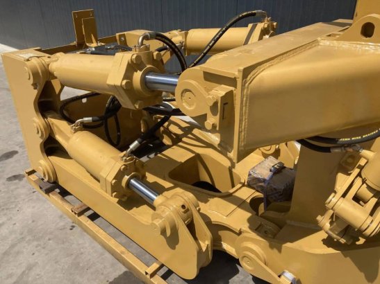 CAT D8 D8 2026 1 image 3