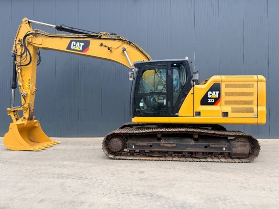 CAT 323 07A 36 2018 2 Crawler Excavators image 3