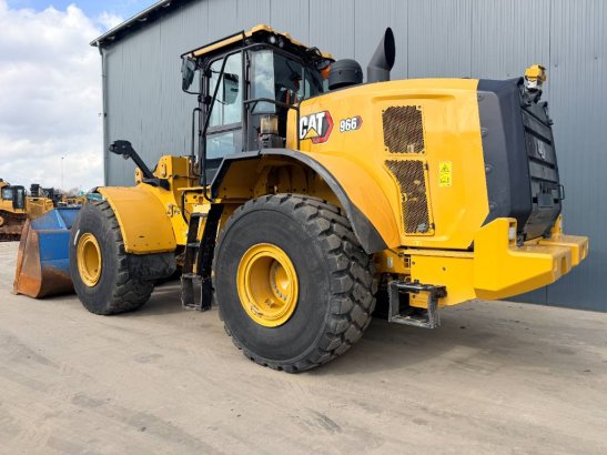 CAT 966 14A 261 2022 2 Wheel Loaders image 3