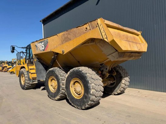 CAT 735 04A 735 04A 2018 2 Articulated Dump Trucks image 18