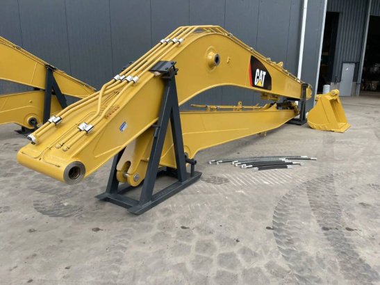CAT 323E 15m Set Long Reach Equipment 36 2026 1 image 3