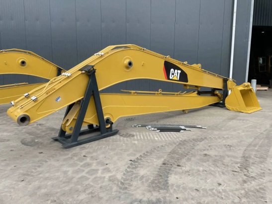CAT 323F 18m Set Long Reach Equipment 36 2026 1 image 3