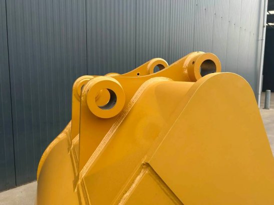 CAT 352 - TB - Rock Bucket 352 - TB - Rock Bucket 2026 1 image 3
