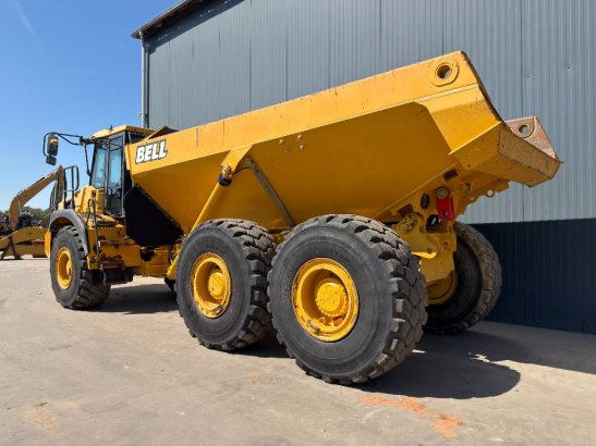 Bell B25E | 2100 hours! B25E | 2100 hours! 2014 2 Articulated Dump Trucks image 3