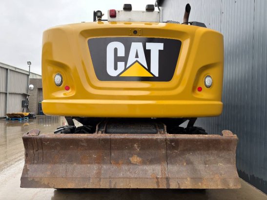 CAT M318F M318F 2015 2 Wheeled Excavators image 4