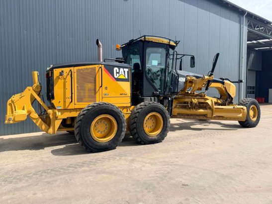 CAT 140M AWD | LOW HOURS 483 2011 2 Motor graders image 4