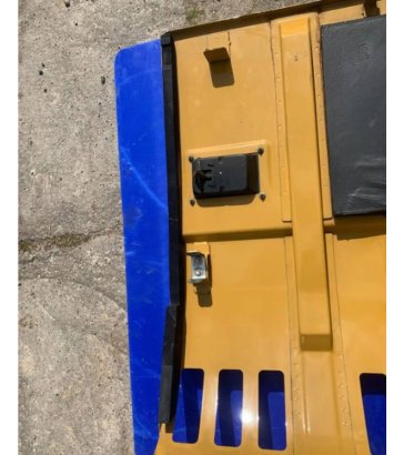 CAT 323D Left Rear door 36 2 image 4
