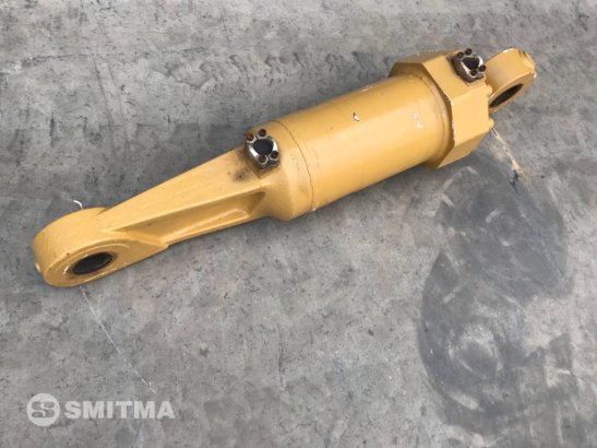 CAT 155-3653 D8R / D8T Lift Cylinder 155-3653 D8R / D8T Lift Cylinder 2026 1 image 4