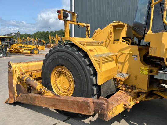 CAT 824H 824H 2006 2 Dozers image 4