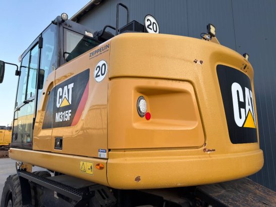 CAT M315F - With OilQuick M315F - With OilQuick 2017 2 Wheeled Excavators image 4