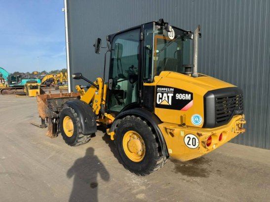 CAT 906M 267 2016 2 Wheel Loaders image 4