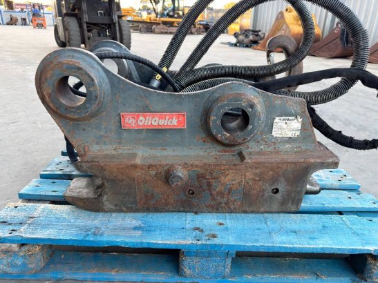 OilQuick OQ80 - M318D / M320F / M322D / 320D / 320E / 323D OilQuick OQ80 - M318D / M320F / M322D / 320D / 320E / 323D 2016...