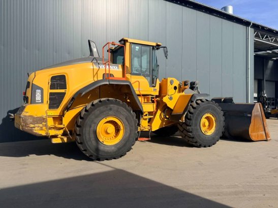 Volvo VCE0L90GJE0004648 VCE0L90GJE0004648 2017 2 image 4