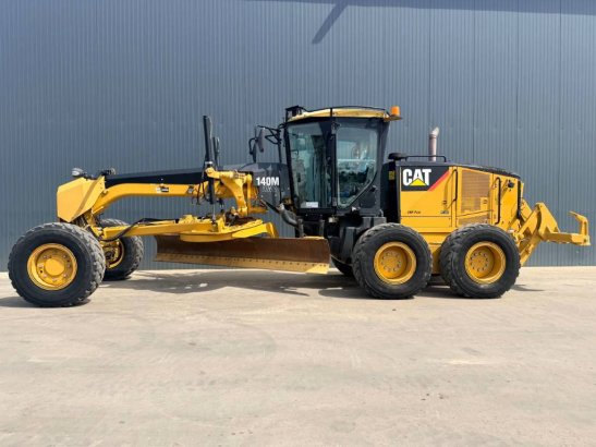 CAT 140M AWD | LOW HOURS 483 2011 2 Motor graders image 5