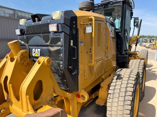 CAT 140M2 140M2 2011 2 Motor graders image 5