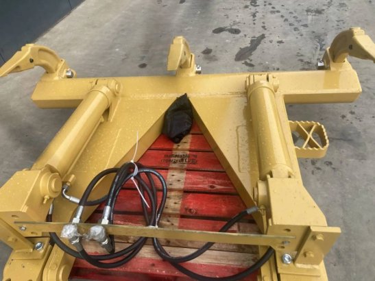 CAT D5M Ripper D5M Ripper 2026 1 image 5