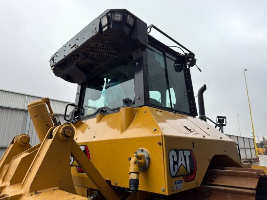 CAT D5 LGP D5 LGP 2020 2 Dozers image 5