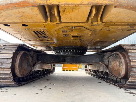 CAT 323EL VA 36 2012 2 Crawler Excavators image 5