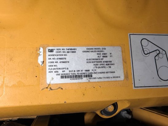CAT 352F 352F 2016 2 Crawler Excavators image 5