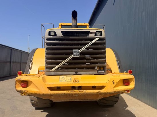 Volvo L150E L150E 2005 2 Wheel Loaders image 5