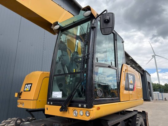 CAT M318F M318F 2015 2 Wheeled Excavators image 5