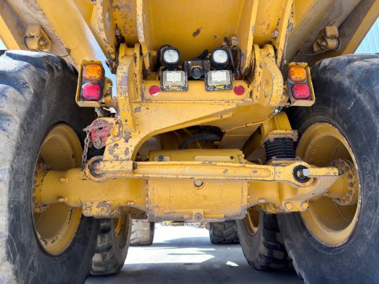 CAT 730C2 730C2 2016 2 Articulated Dump Trucks image 5