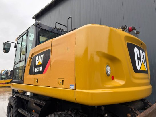 CAT M318F M318F 2015 2 Wheeled Excavators image 6