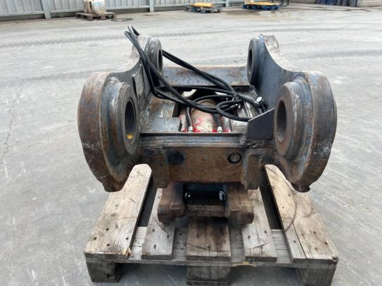 Miller Caterpillar 325 / 329 Geith 38 2019 2 image 6