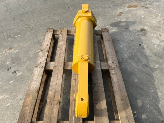 CAT D8 Cylinder D8 Cylinder 2026 1 image 6