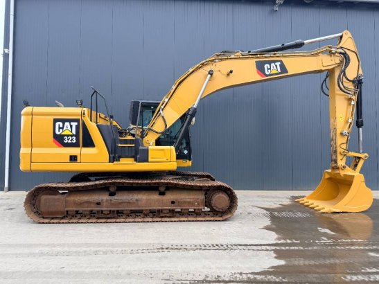 CAT 323 07A 36 2018 2 Crawler Excavators image 6