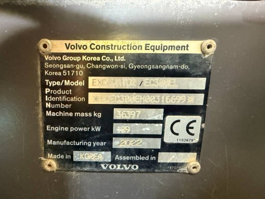 Volvo EC300E L EC300E L 2022 2 Crawler Excavators image 6