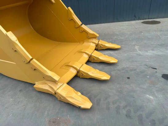 CAT 352 - TB - Rock Bucket 352 - TB - Rock Bucket 2026 1 image 6