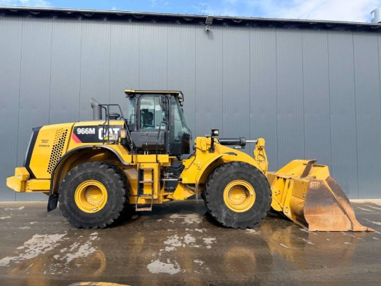 CAT 966M 261 2015 2 Wheel Loaders image 6