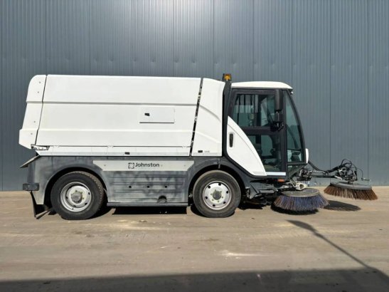Johnston CX401 - 80 km/h - Sweeper Johnston CX401 - 80 km/h - Sweeper 2018 2 image 6