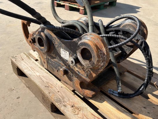 OilQuick OQ65 - M318D / M320F / M322D / 320D / 320E / 323D OilQuick OQ65 - M318D / M320F / M322D / 320D / 320E / 323D 2017...